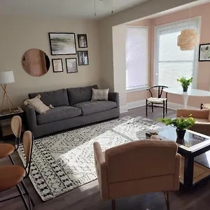 Cozy 2 Bedroom In Short North Arts District Apartment