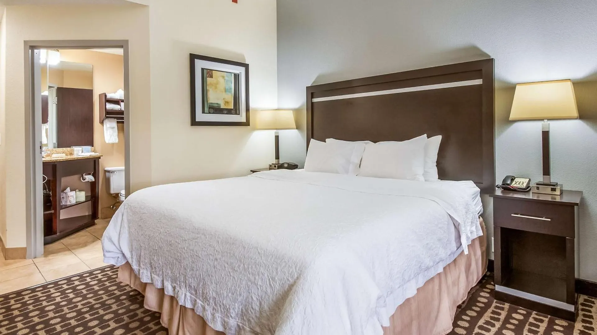 Hampton Inn West Columbus Hotel